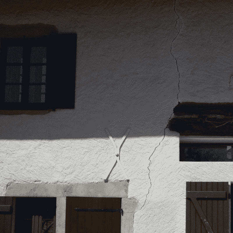 fissures sur maison ancienne dans le 85 Vendée
