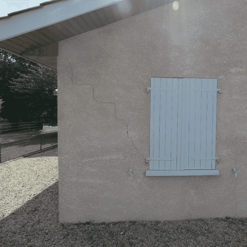 Rotation d'un angle créant des fissures en Vendée 85